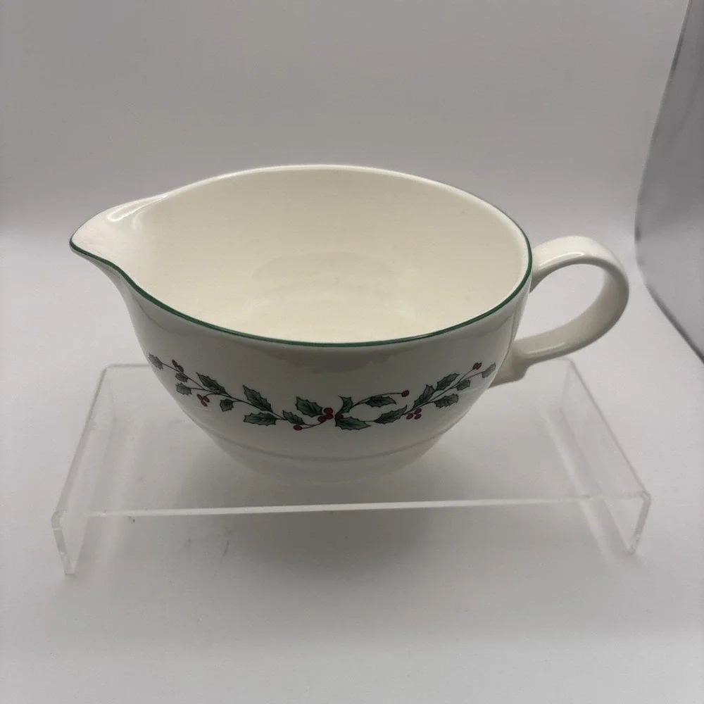 Holiday Greetings~Nikko~Open Sauce/Gravy Boat~IOB